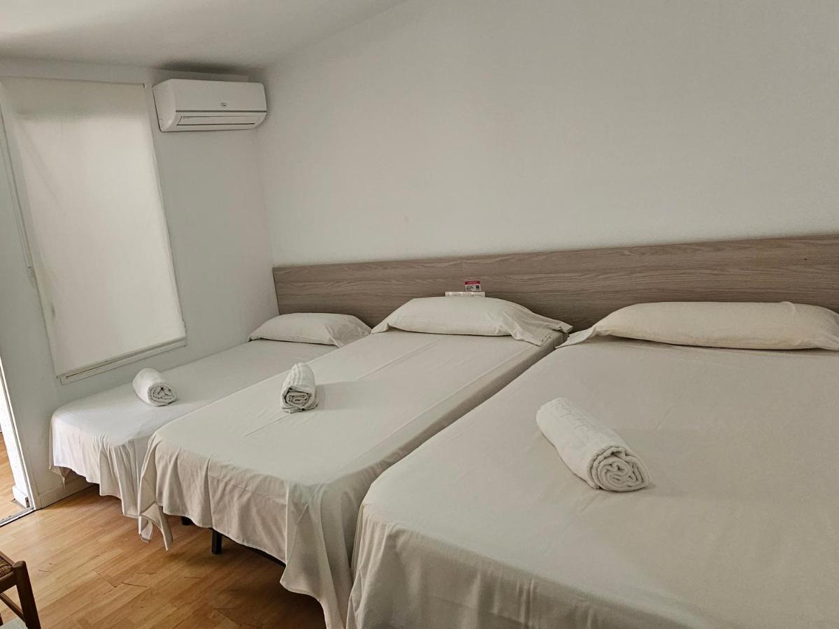 Hostal Montsant Salou Esterno foto