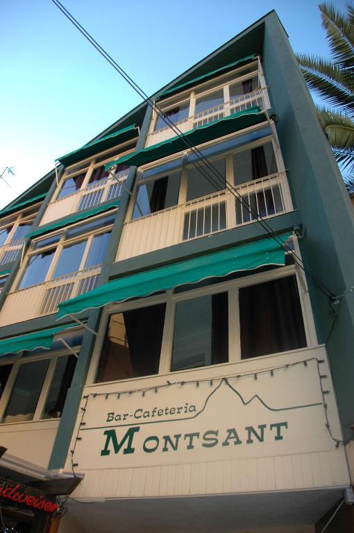 Hostal Montsant Salou Esterno foto