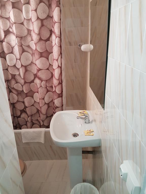 Hostal Montsant Salou Esterno foto