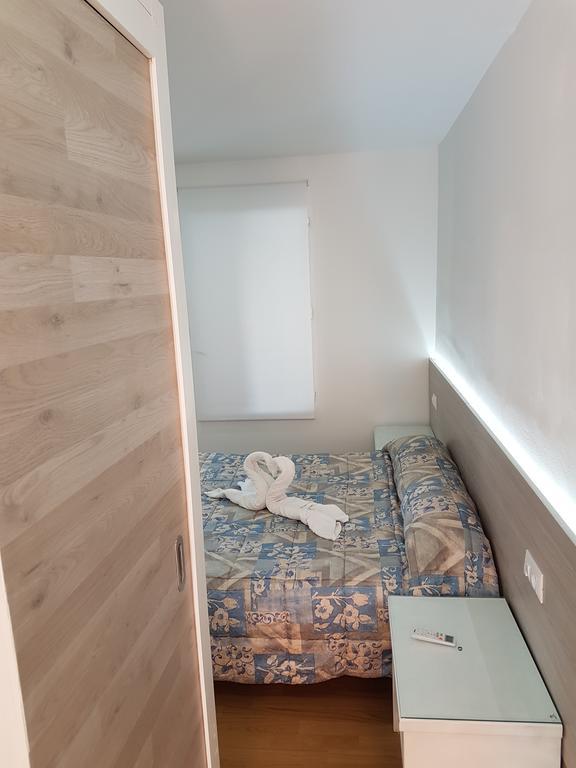 Hostal Montsant Salou Esterno foto