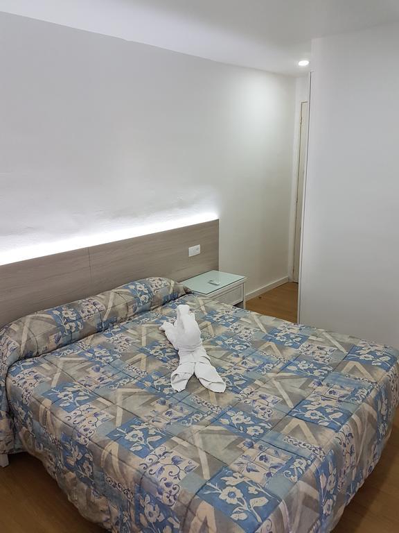 Hostal Montsant Salou Esterno foto