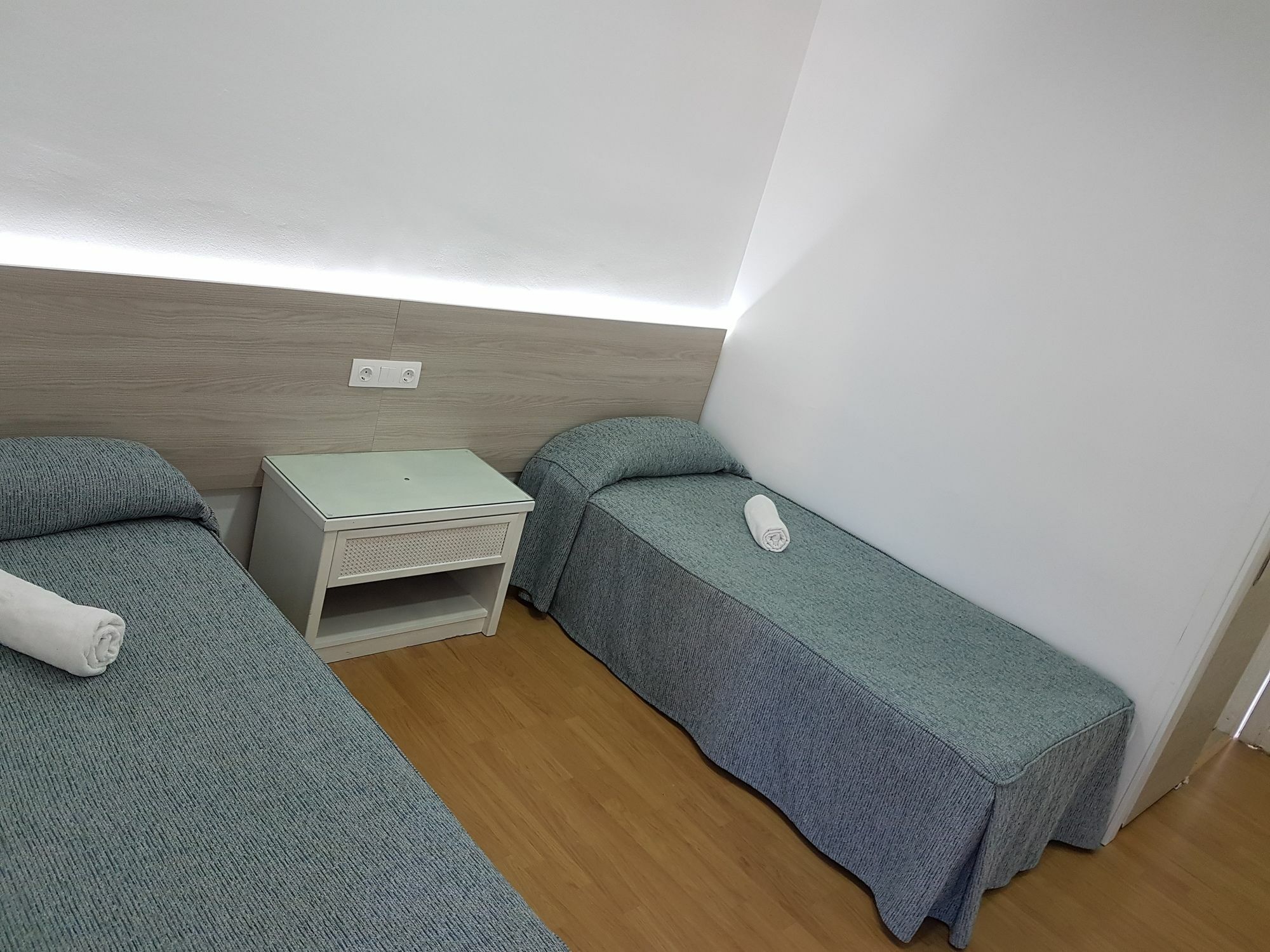 Hostal Montsant Salou Esterno foto