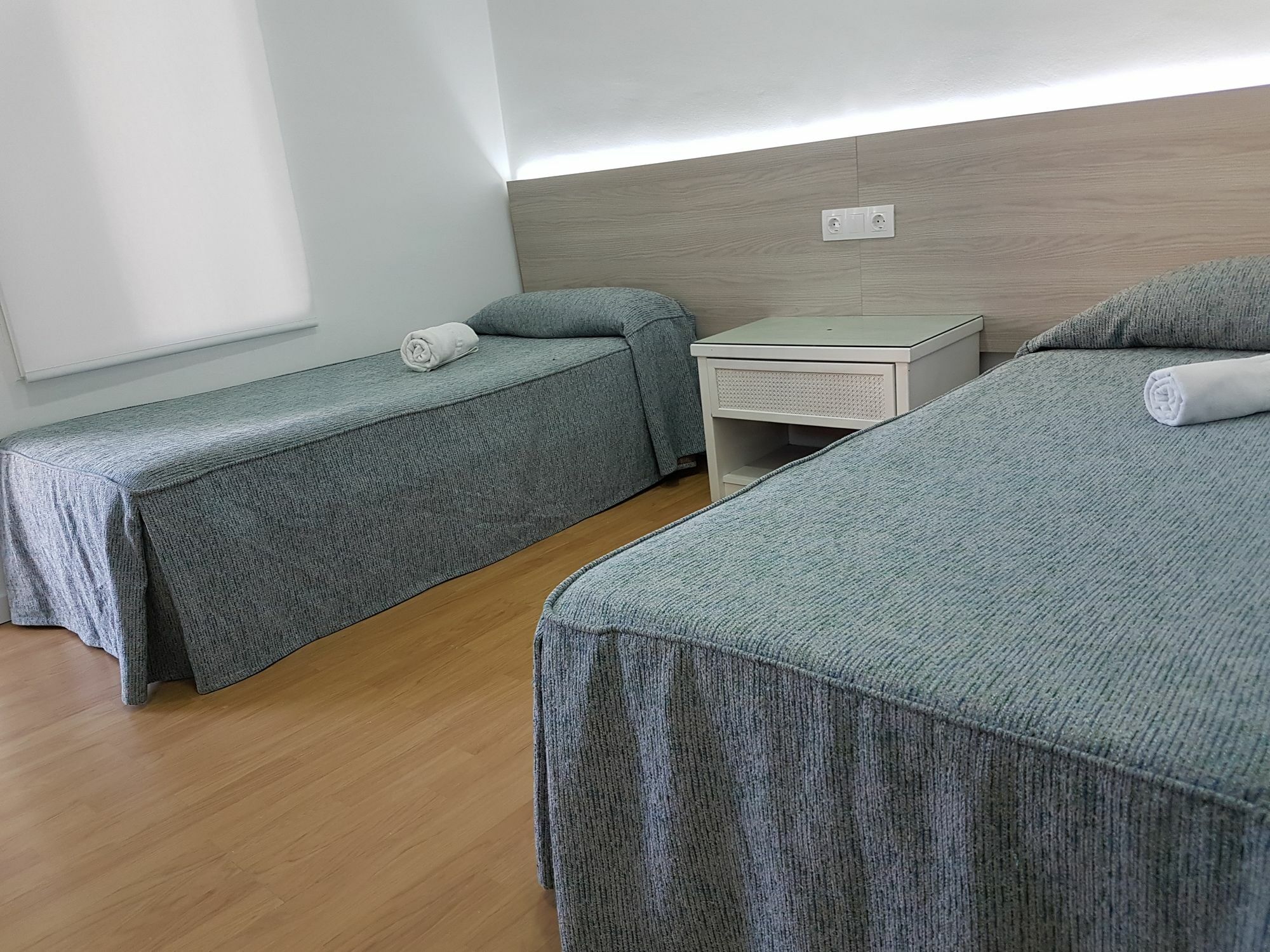 Hostal Montsant Salou Esterno foto